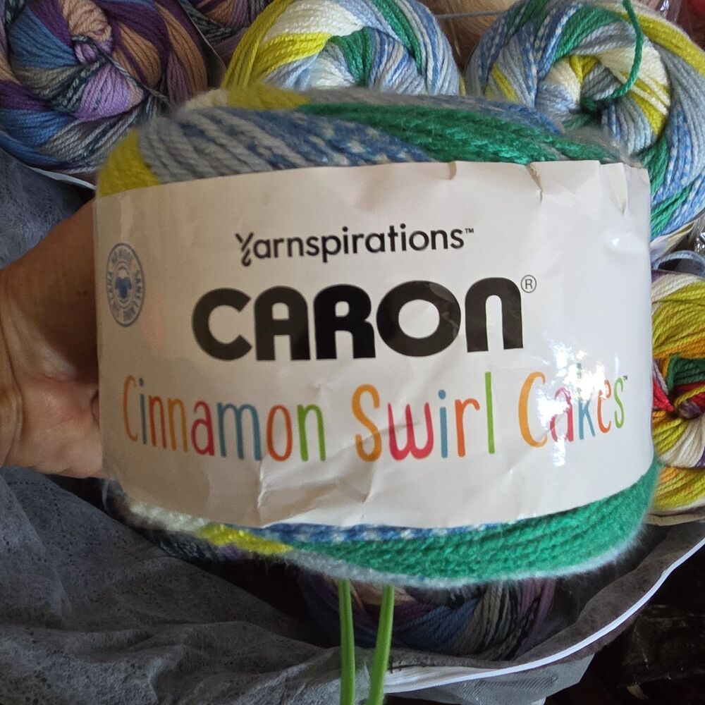Caron Cinnamon Swirl Cakes Yarn ...SOUR LIME Blue Yellow Green Cream Swirl NEw
